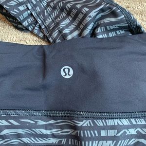 Lululemon cropped leggings